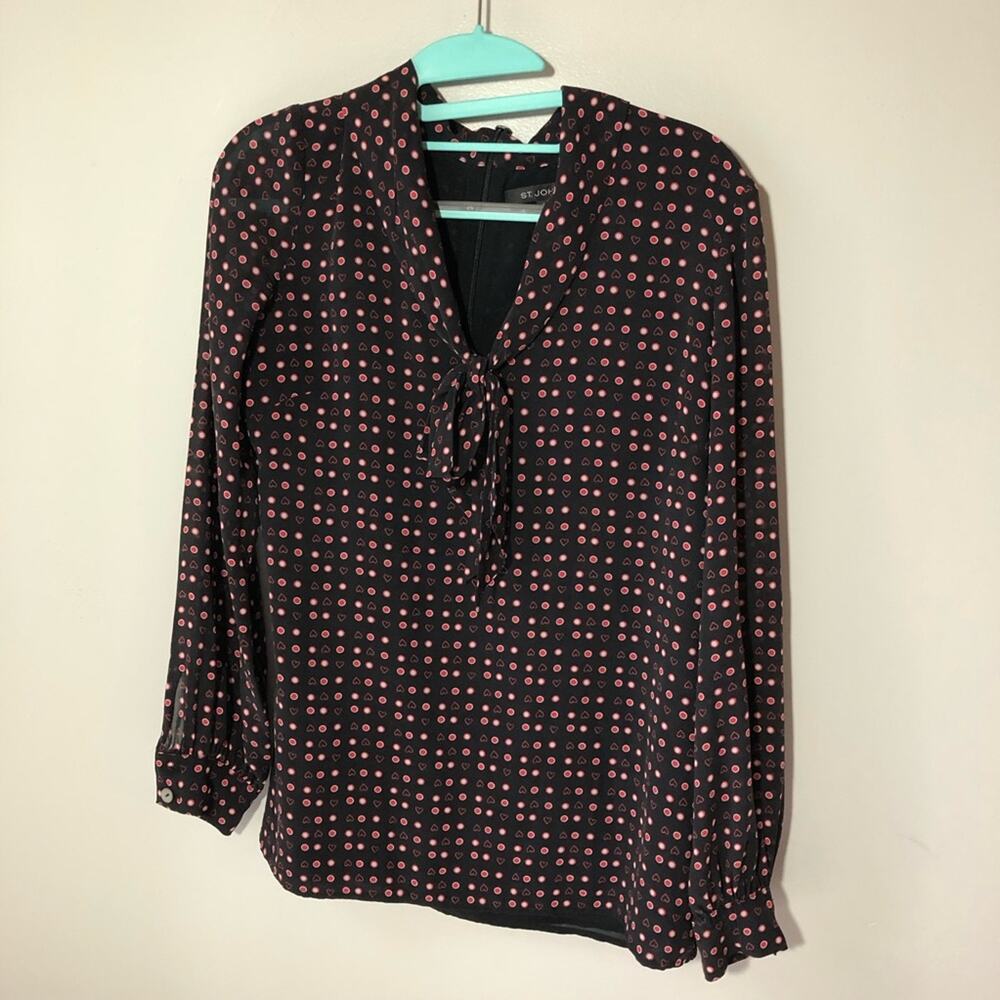 St John womens 2 black silk blouse red hearts print v neck tie bow career luxury
